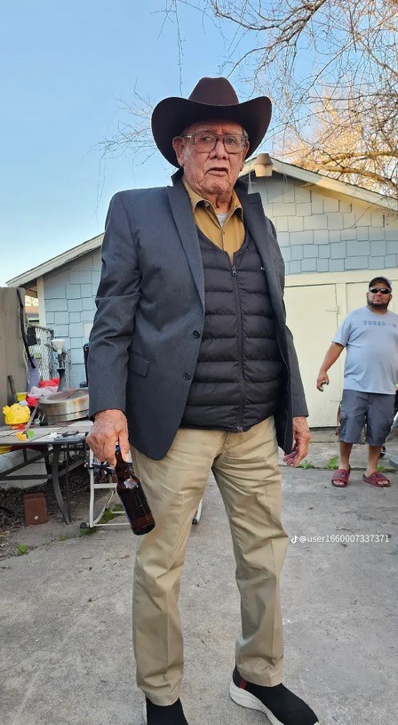 Obituary of Juan Perales