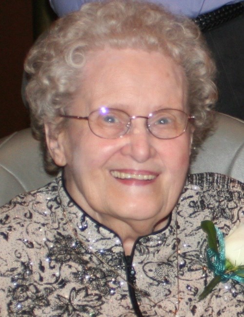 Obituary of Joyce May Lawlis