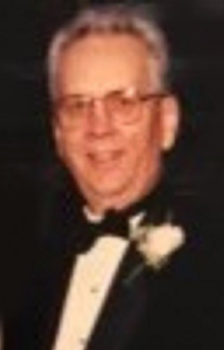 Obituario de Robert E. “Bob” Hampton