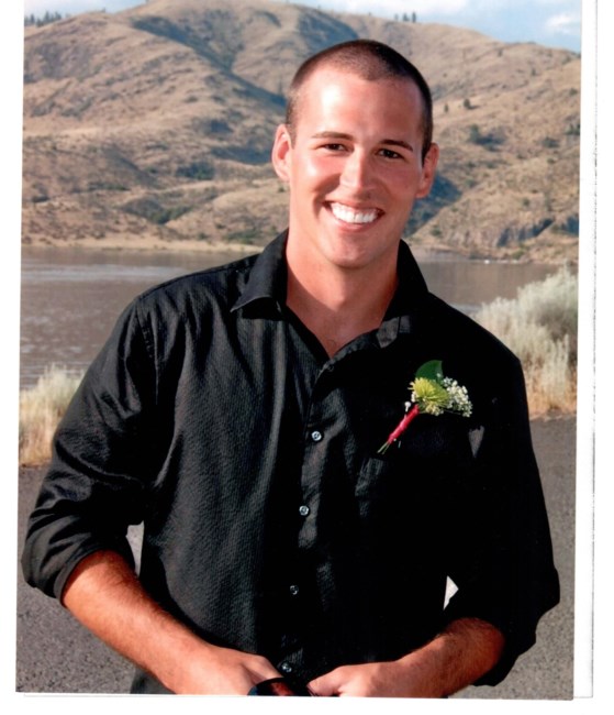 Obituario de Cody James Robertson