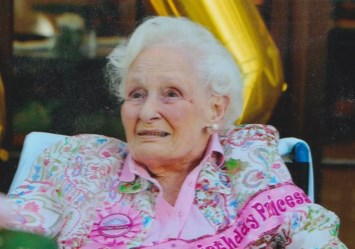 Obituary of Barbara Lincoln Cowden