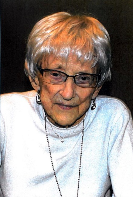 Obituary of Maxine Emma Bellows