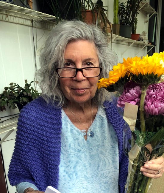 Obituario de Barbara Harris Whitfield