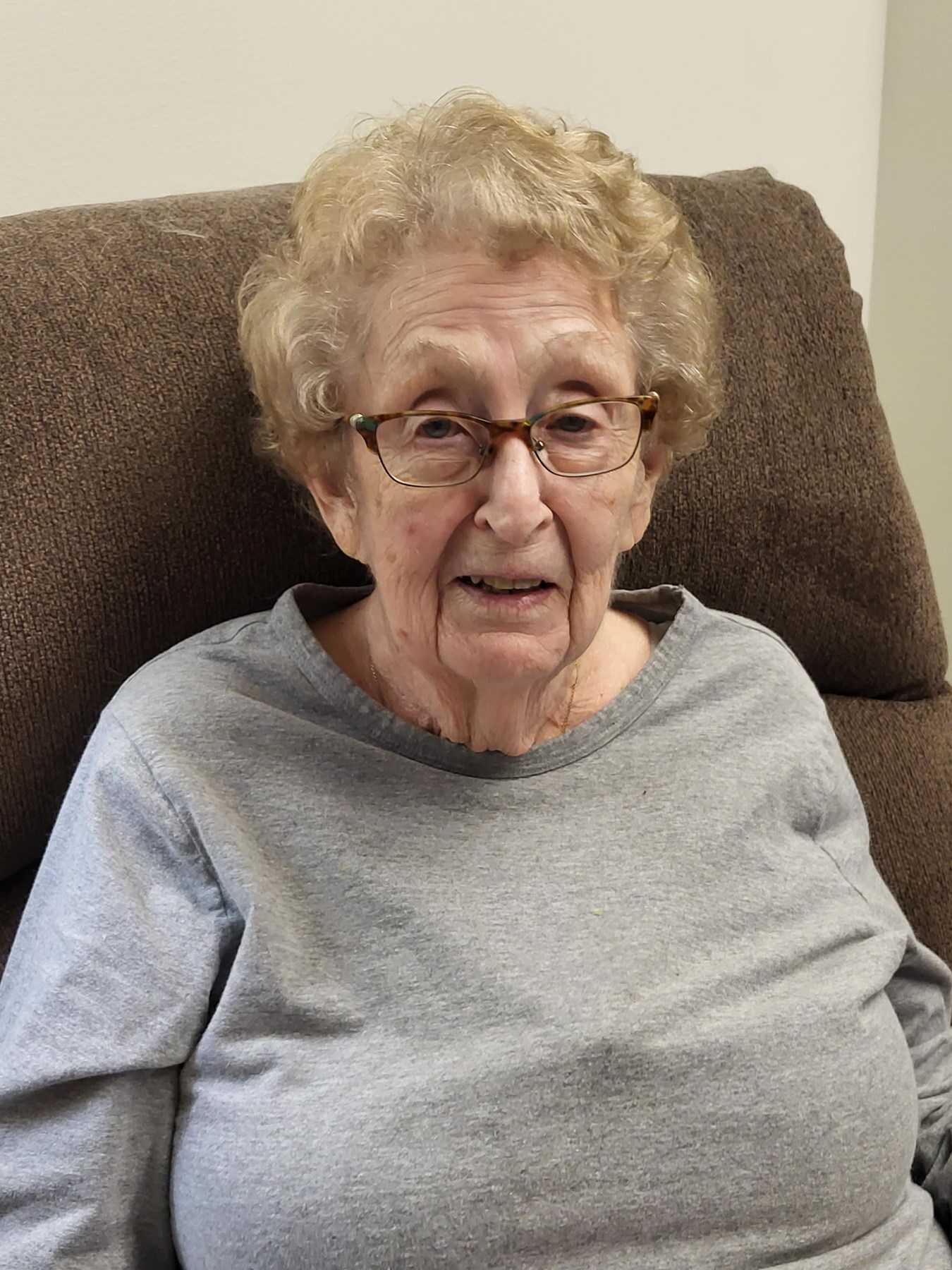 Obituary of Eileen May Reinhardt