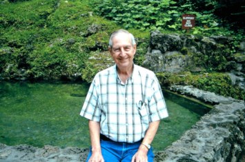 Obituary of Aubrey Hawthorn