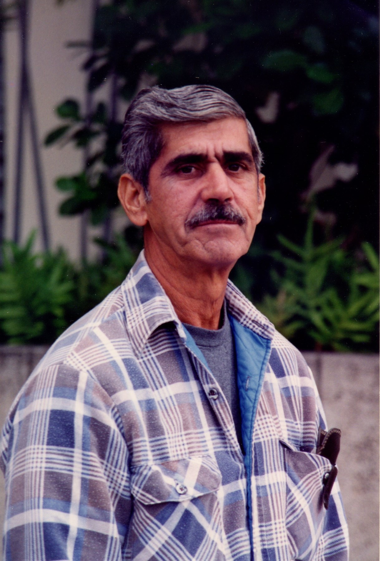 Obituary of Vernon J. Gomes Sr.