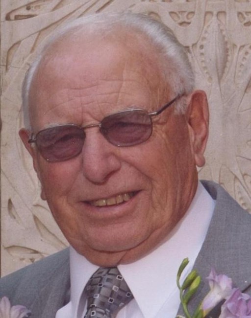 Obituary of Chester Thomas