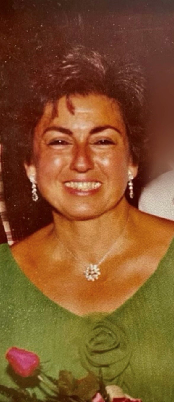 Obituary of Amelia Georgia Curis