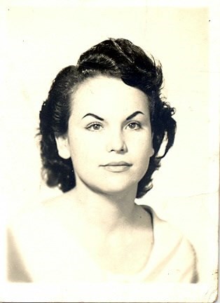 Obituary of Mirta R. Zundell