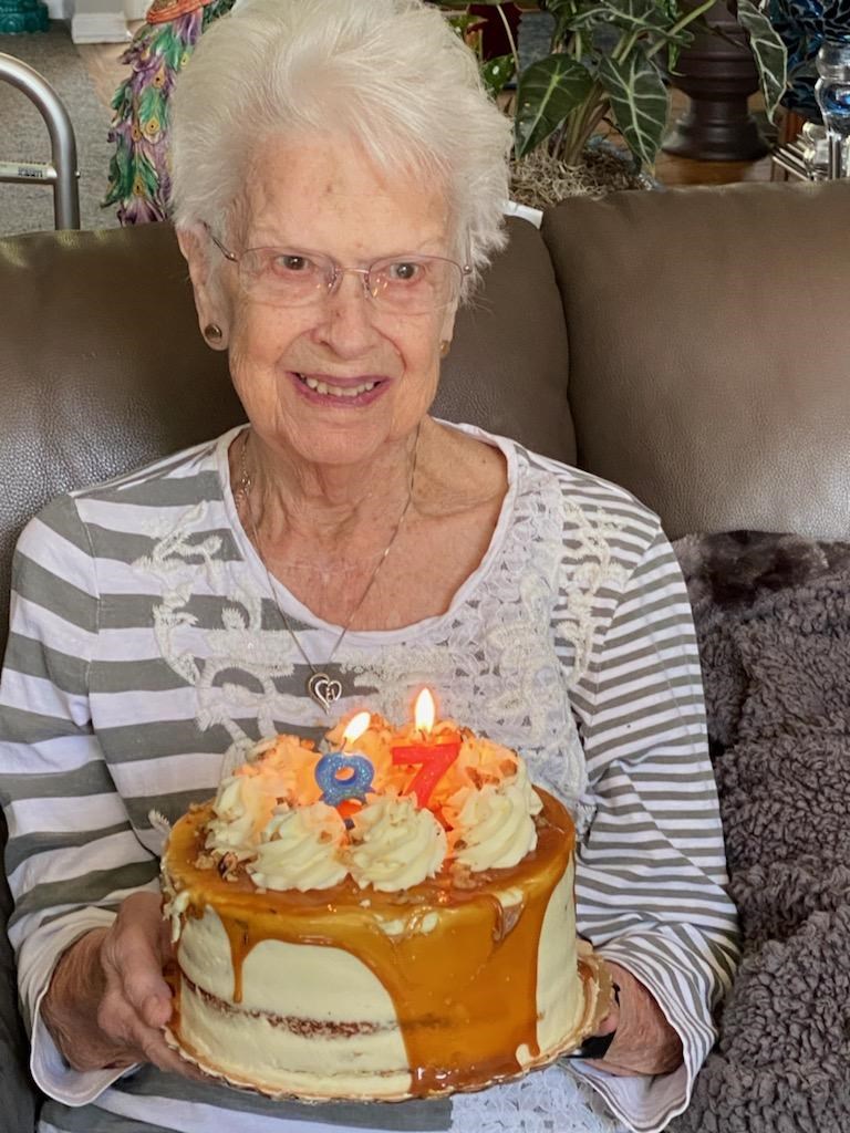 Obituary of Lois Rozetta Vandervoort