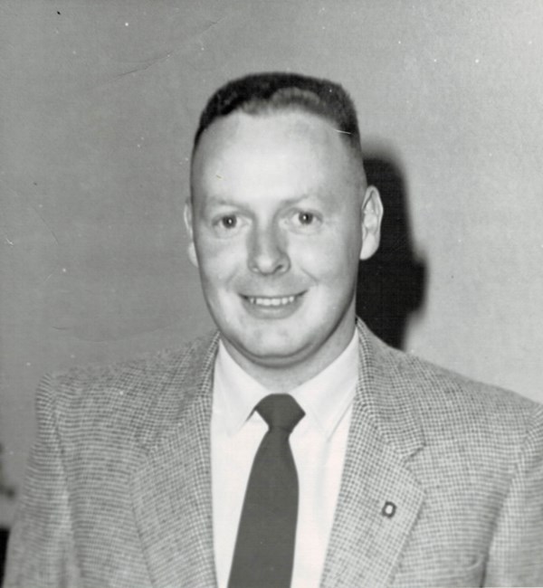 Obituario de Edward Carson Owens