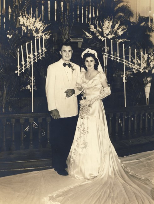 Avis de décès de Emily Robbins Hook