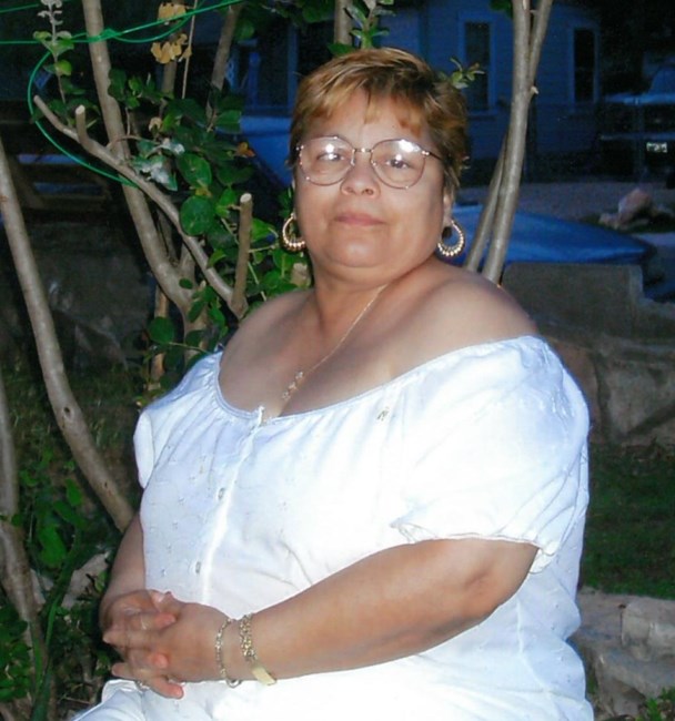 Obituary of Maria De La Luz Coca