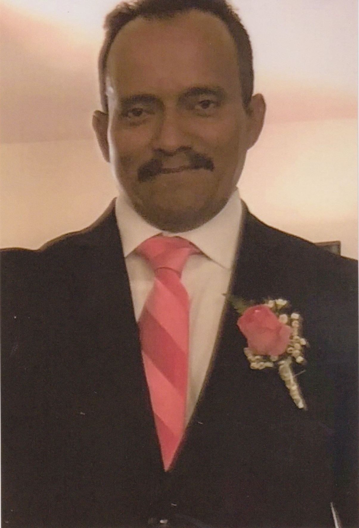 Obituary of Wilfredo Diaz Alvarenga