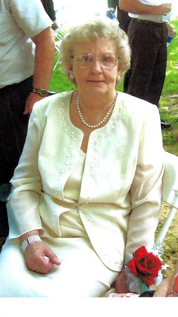 Obituary of Vivian G. Hoppe