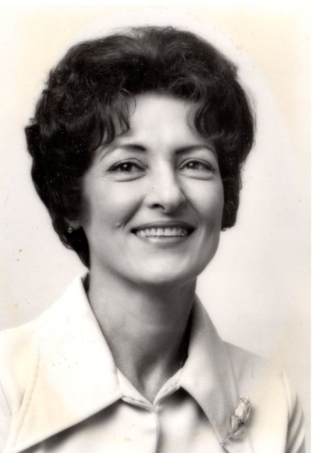 Obituary of Dora "Colette" Mavis Fernandez