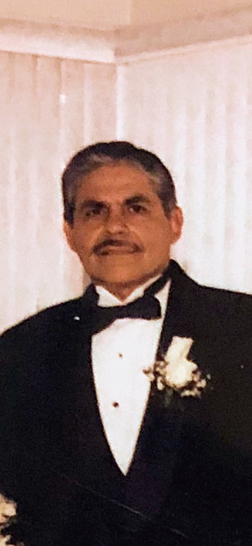 Obituario de Roberto Medina