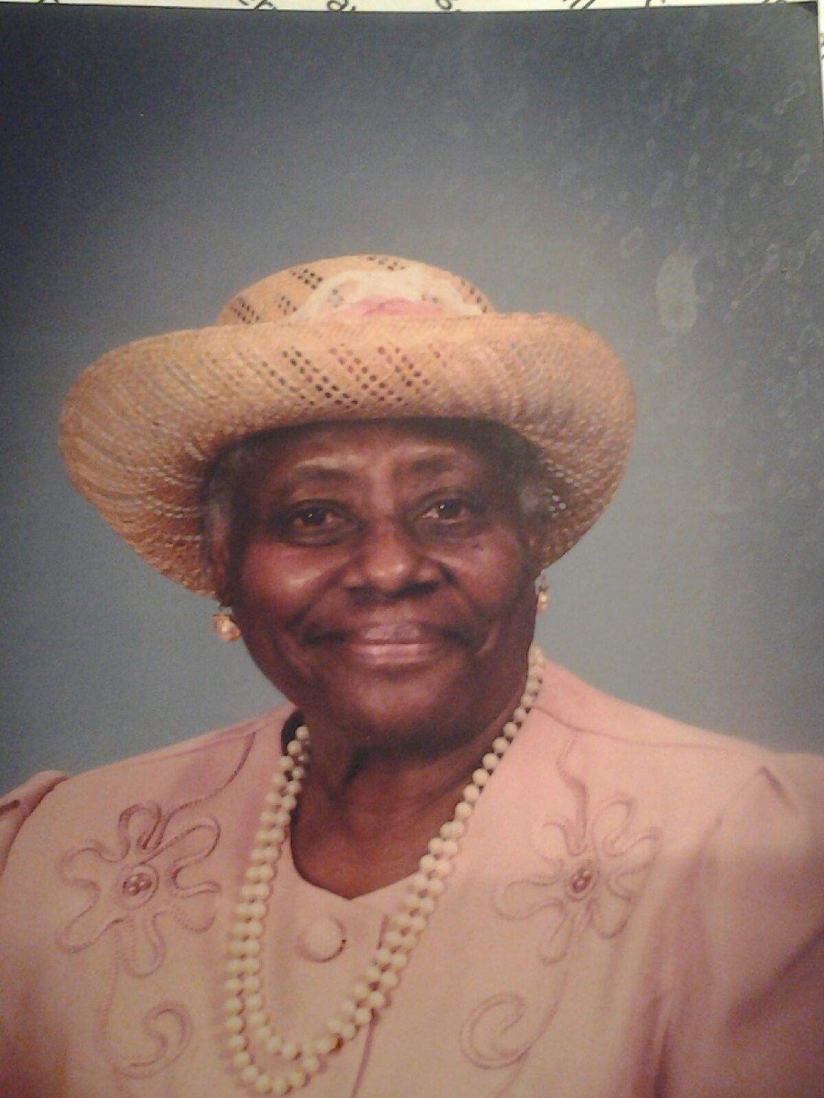 Obituary of Helen Lowe