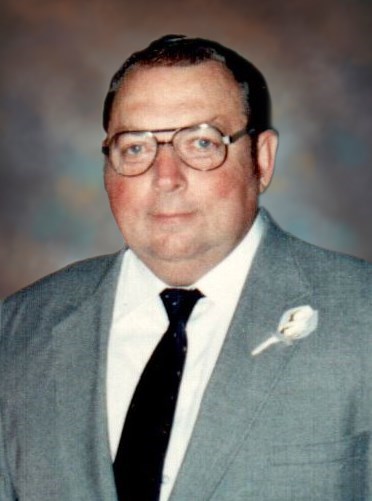 Obituary of Kenneth R. Giles