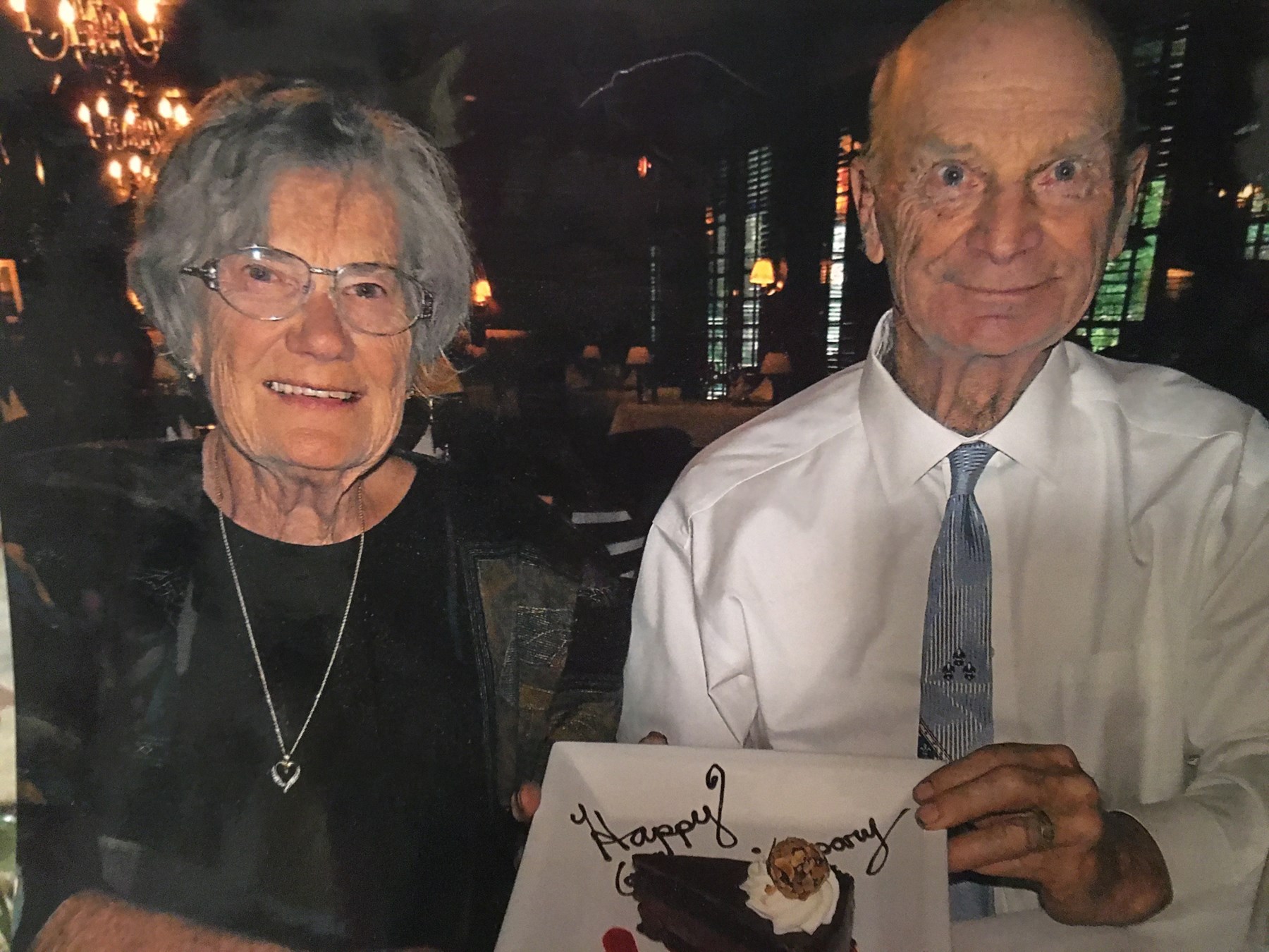 Obituary of Earl Lavonn Tilford