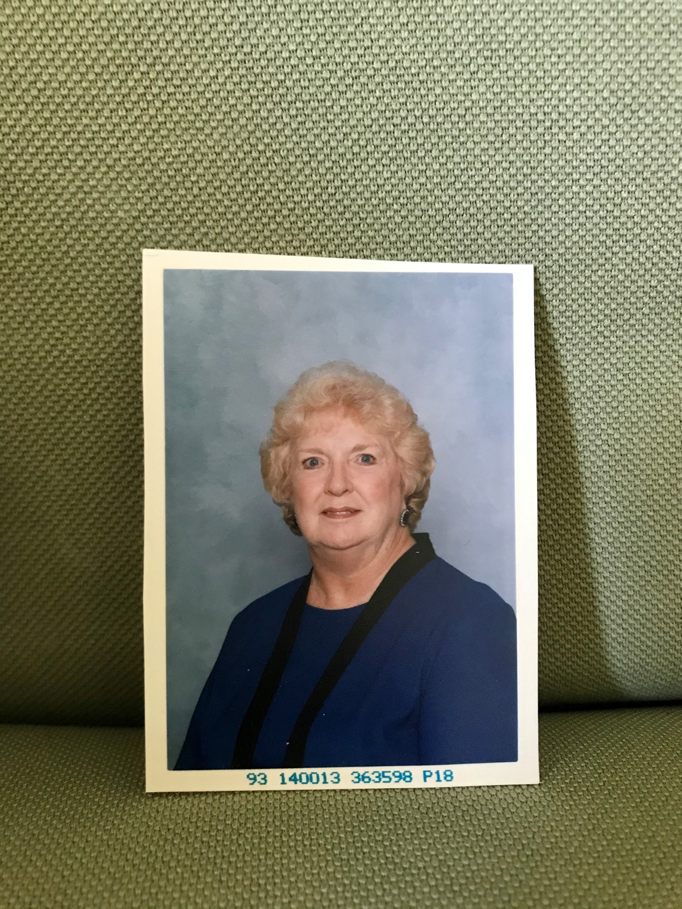 Obituario de Elizabeth Holmes Van Deusen