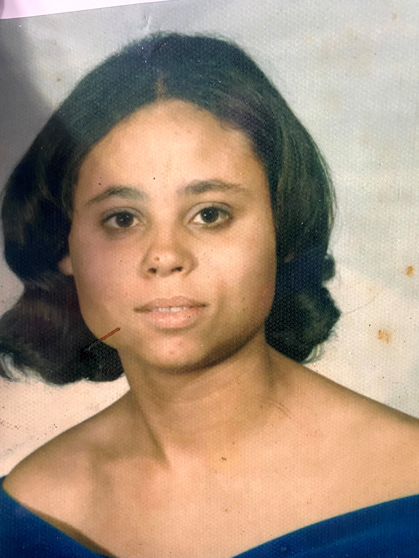 Obituary of Linda A Helms