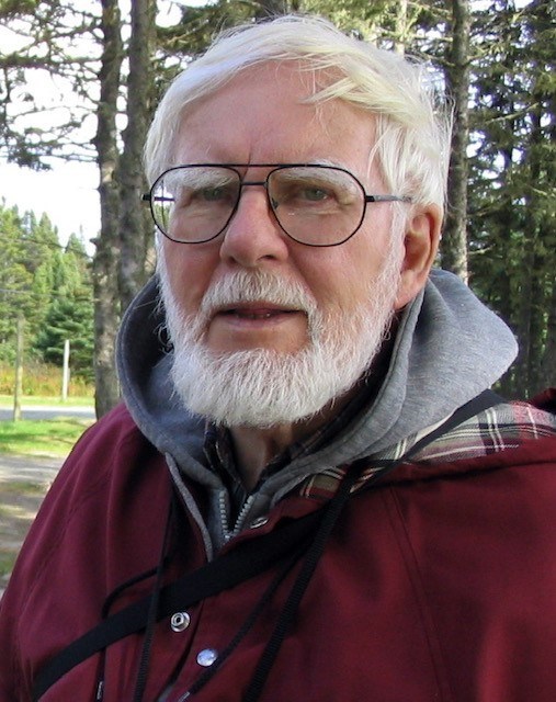 Avis de décès de Errol David Macdonald