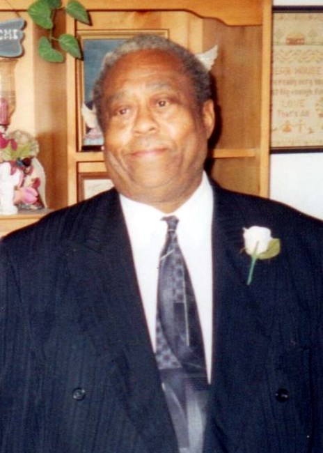  Obituario de Rev. Roy Gilbert Thornton