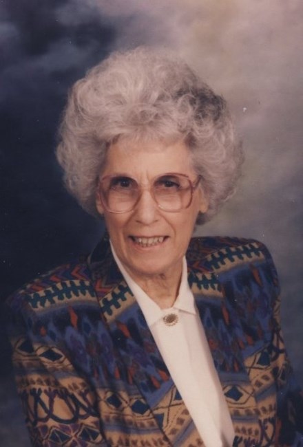 Obituary of Jacqueline Peraconie Ross