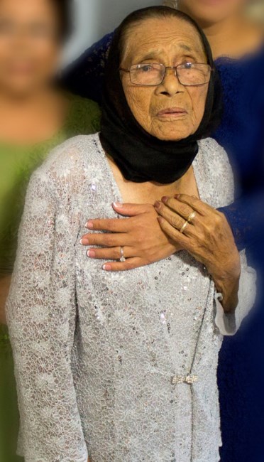 Obituary of Elvira Torres Nava