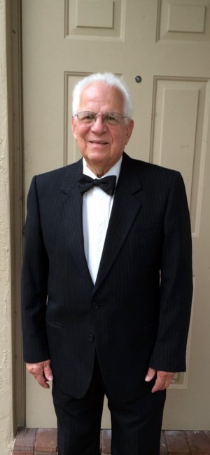 Obituary of Mr. Maximiliano A. Munoz