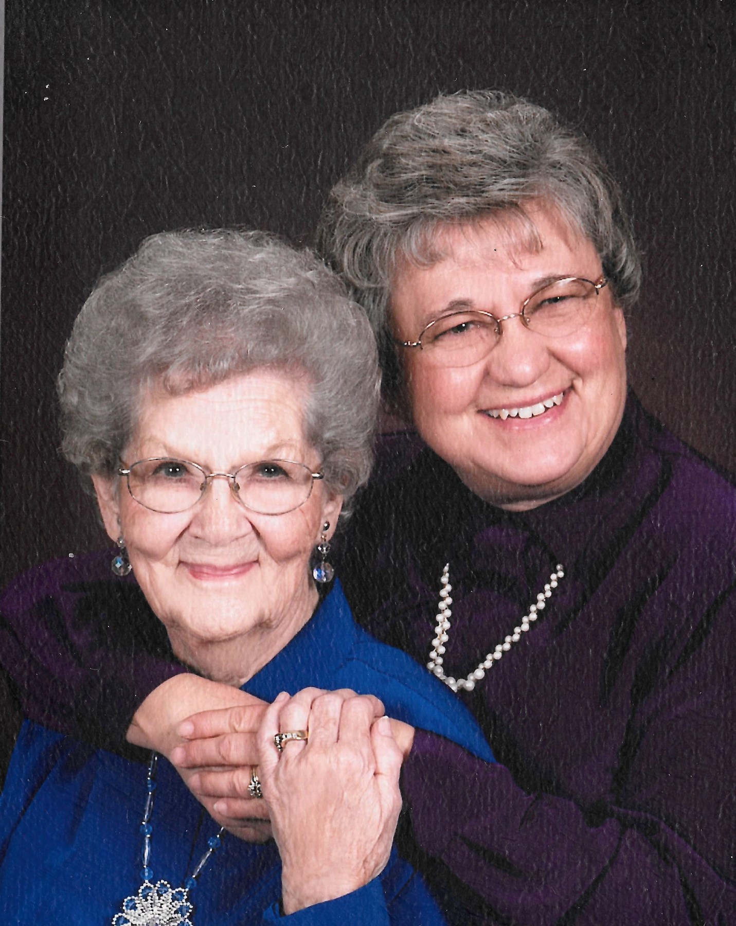 Combs Hess Funeral Service Obituaries: Remembering And Cherishing Memories - 8j1jk7y