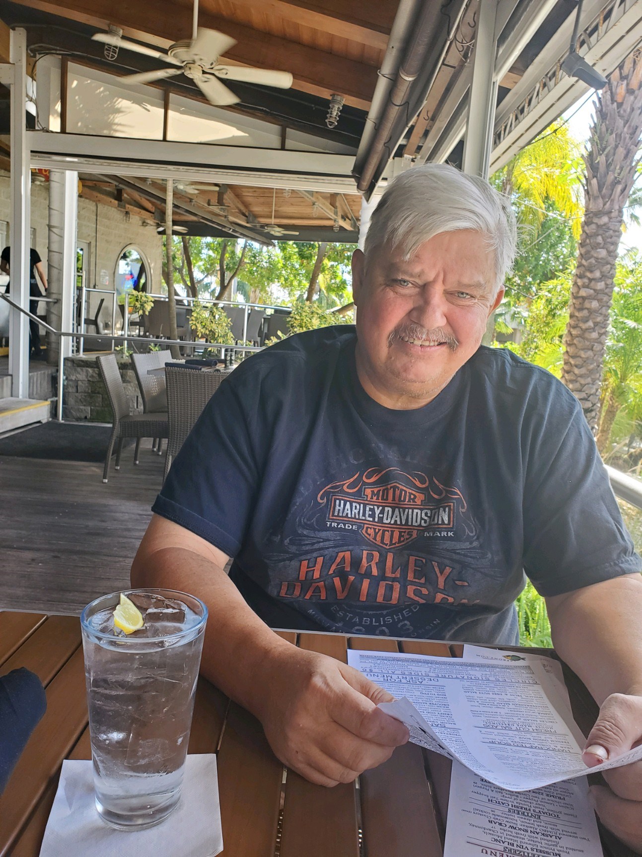 Obituary of Larry Wade Mann