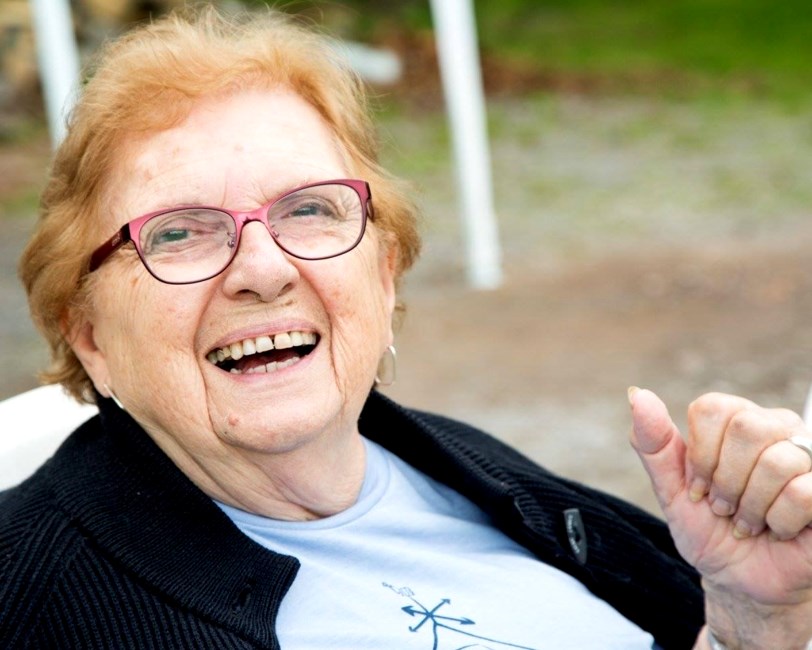 Avis de décès de Renee Sarrazin