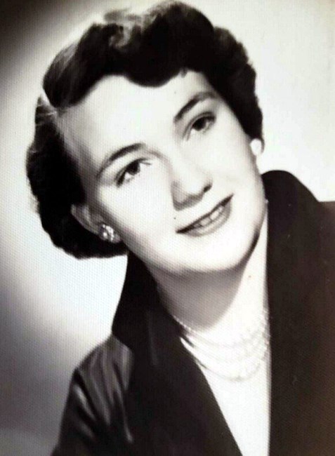 Obituary of Betty Jane Daviee