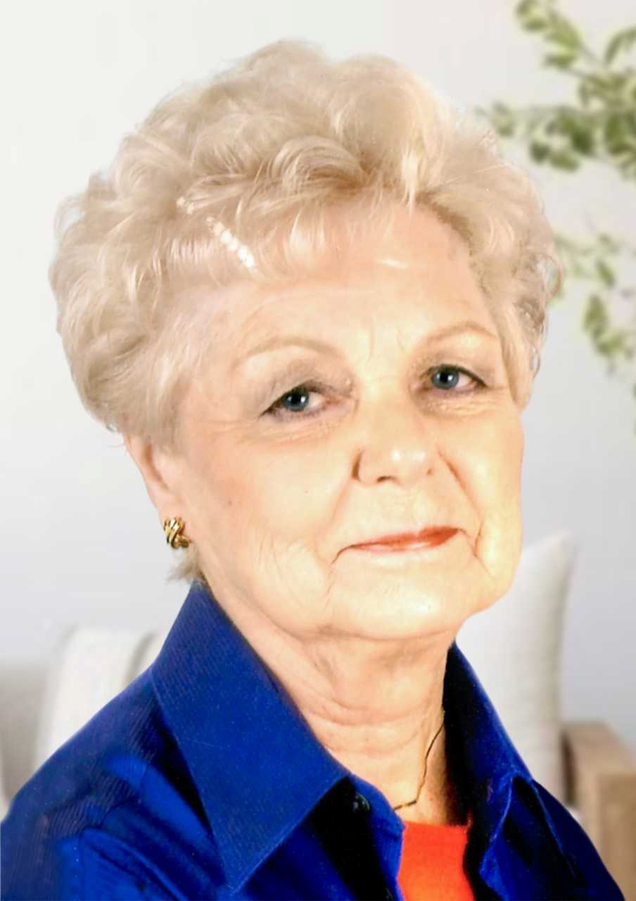 Obituary of Audrey Rae Elizabeth Holbrook