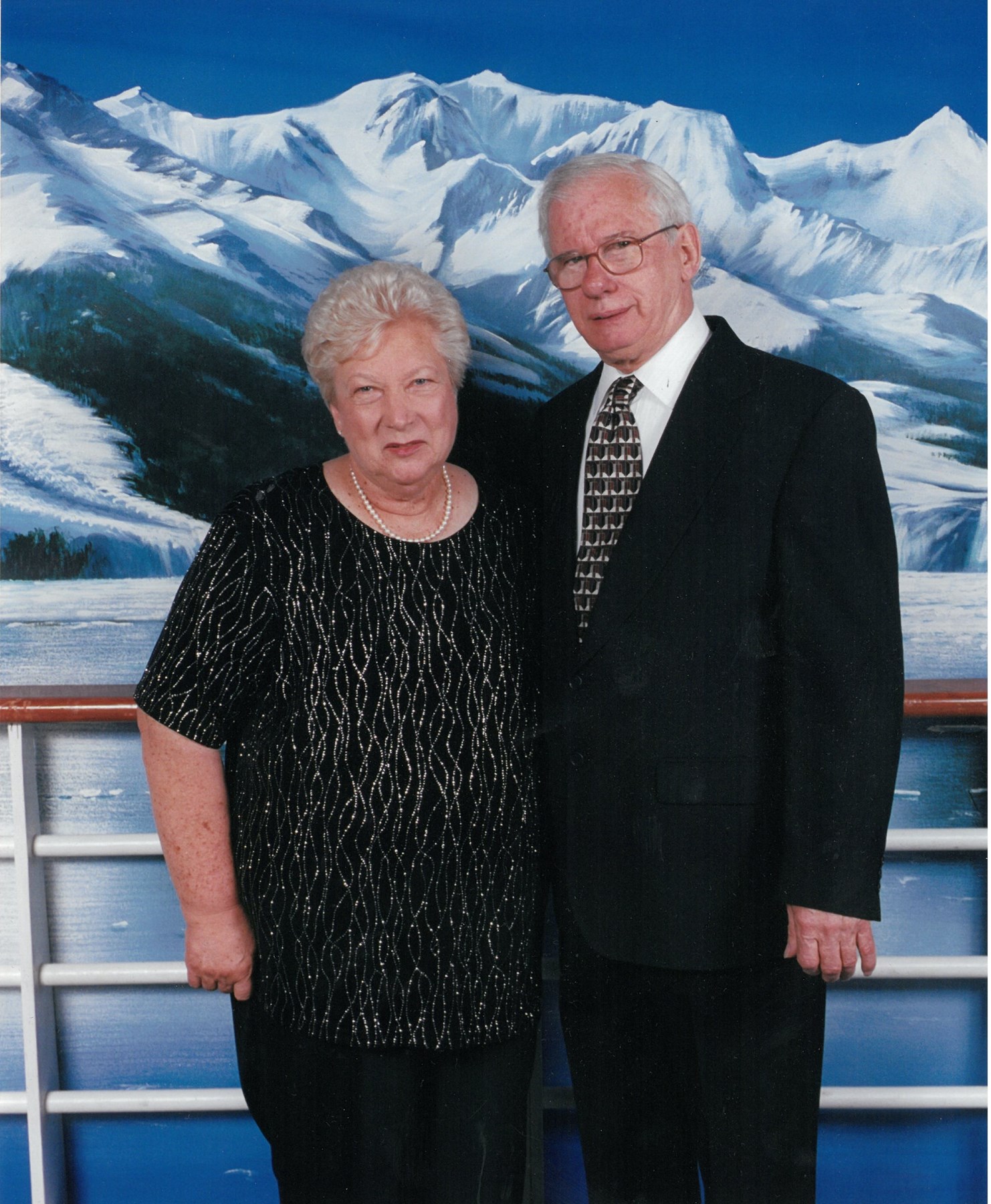 Obituary of Lorraine Maxine Deckert