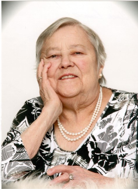 Obituary of Rose-Alma Mama Lalonde Legault