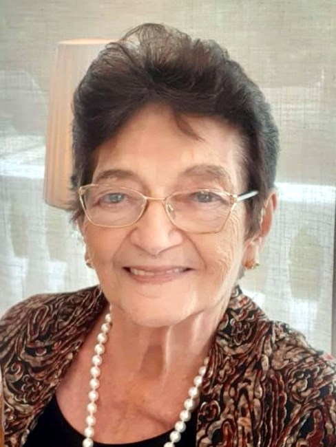 Obituary of Maria "Chabela" Ysabel Moreno de Mendez