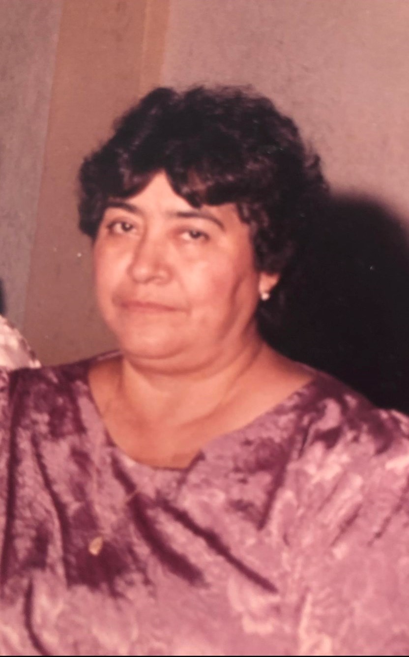 Obituary of Hilda Mendoza De Charles - 14 septiembre, 2021 - DE LA FAMILIA