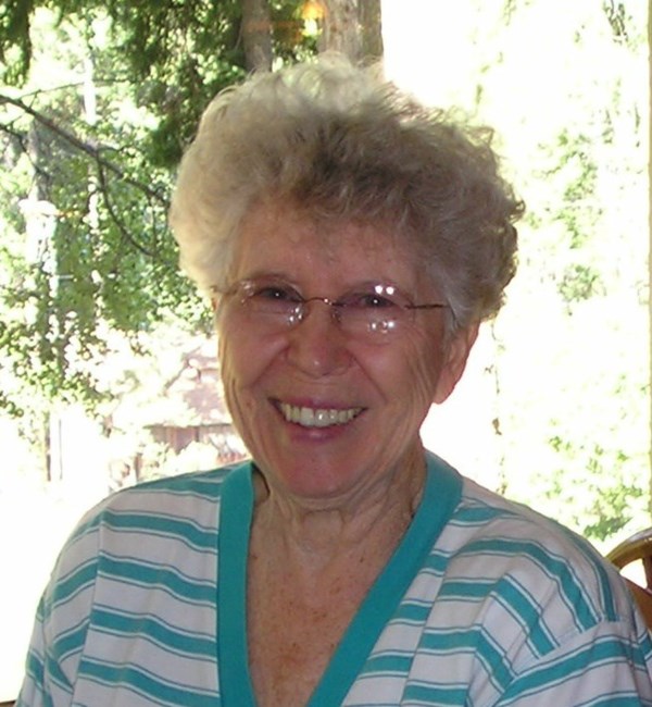 Obituary of Viola "Daisy" Ruth Moore