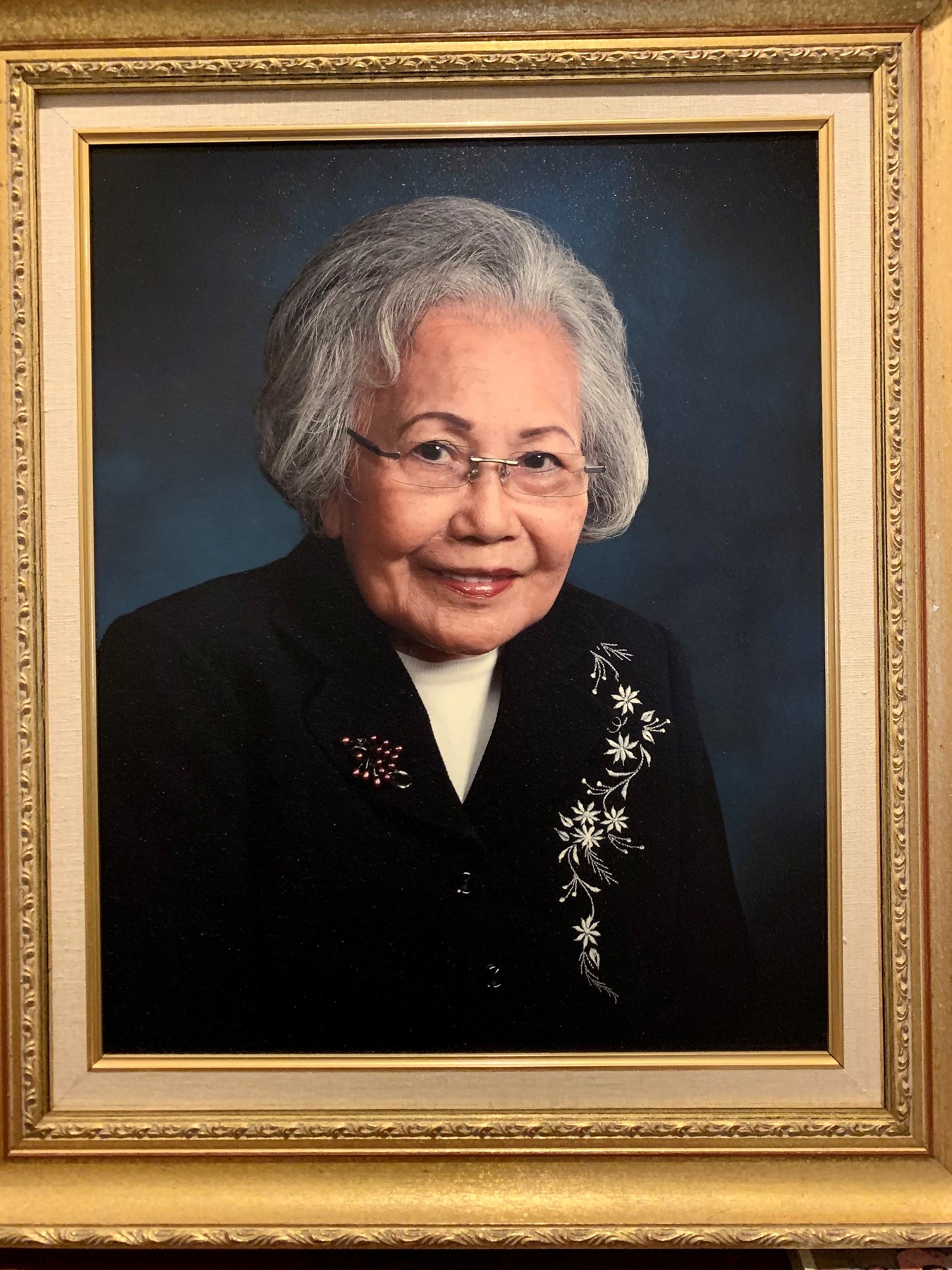 Obituary of Ho Thi LE