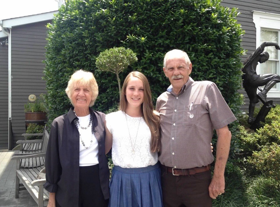 Obituary of Gerry May Holt