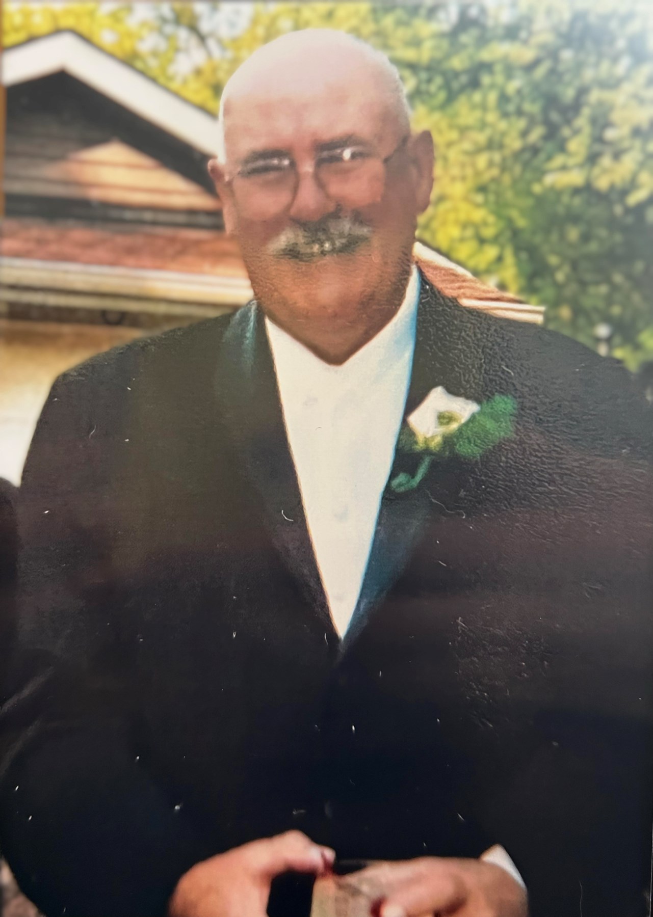 Obituario de John C. Edwards