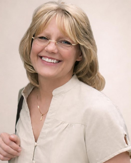 Avis de décès de Elaine Victoria Farley