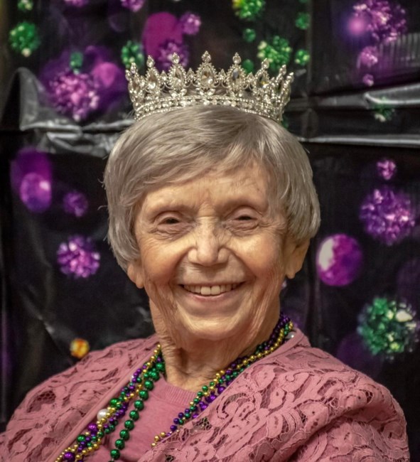 Obituary of Helen Winslett Tucker