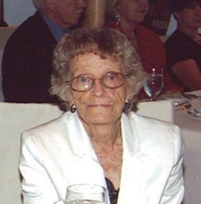 Obituario de Shirley M Holcombe