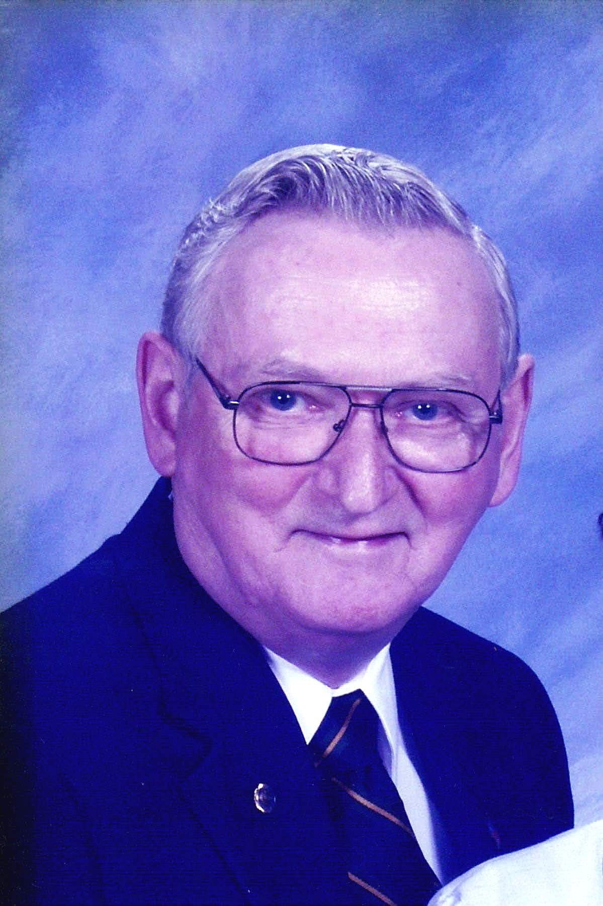 Obituario de Thomas R. McAllister