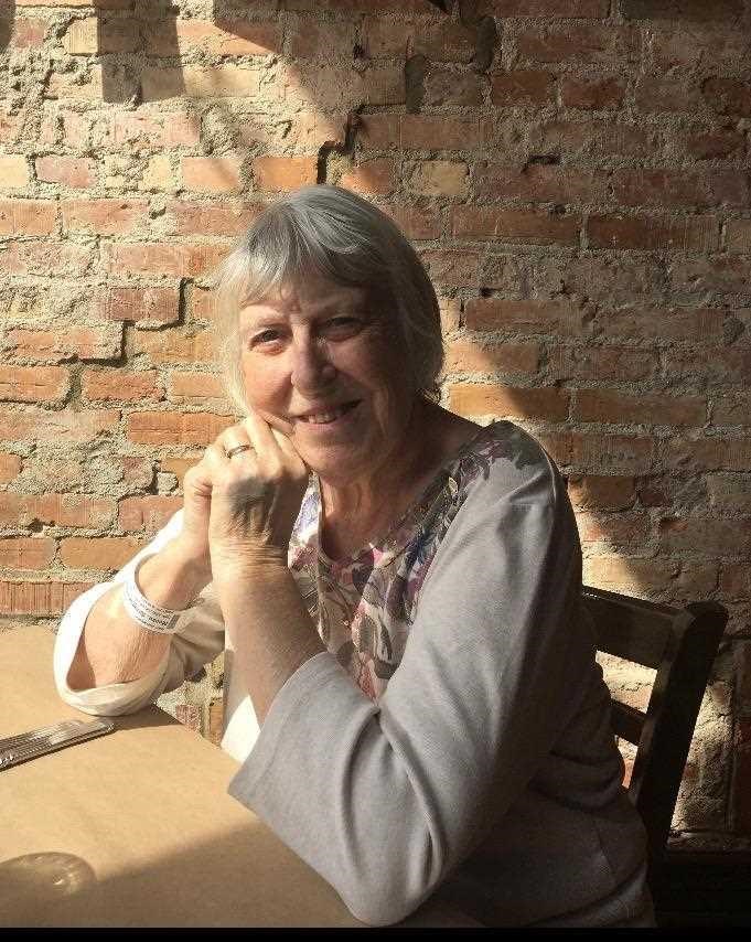 Avis de décès de Suzanne Leslie Menke