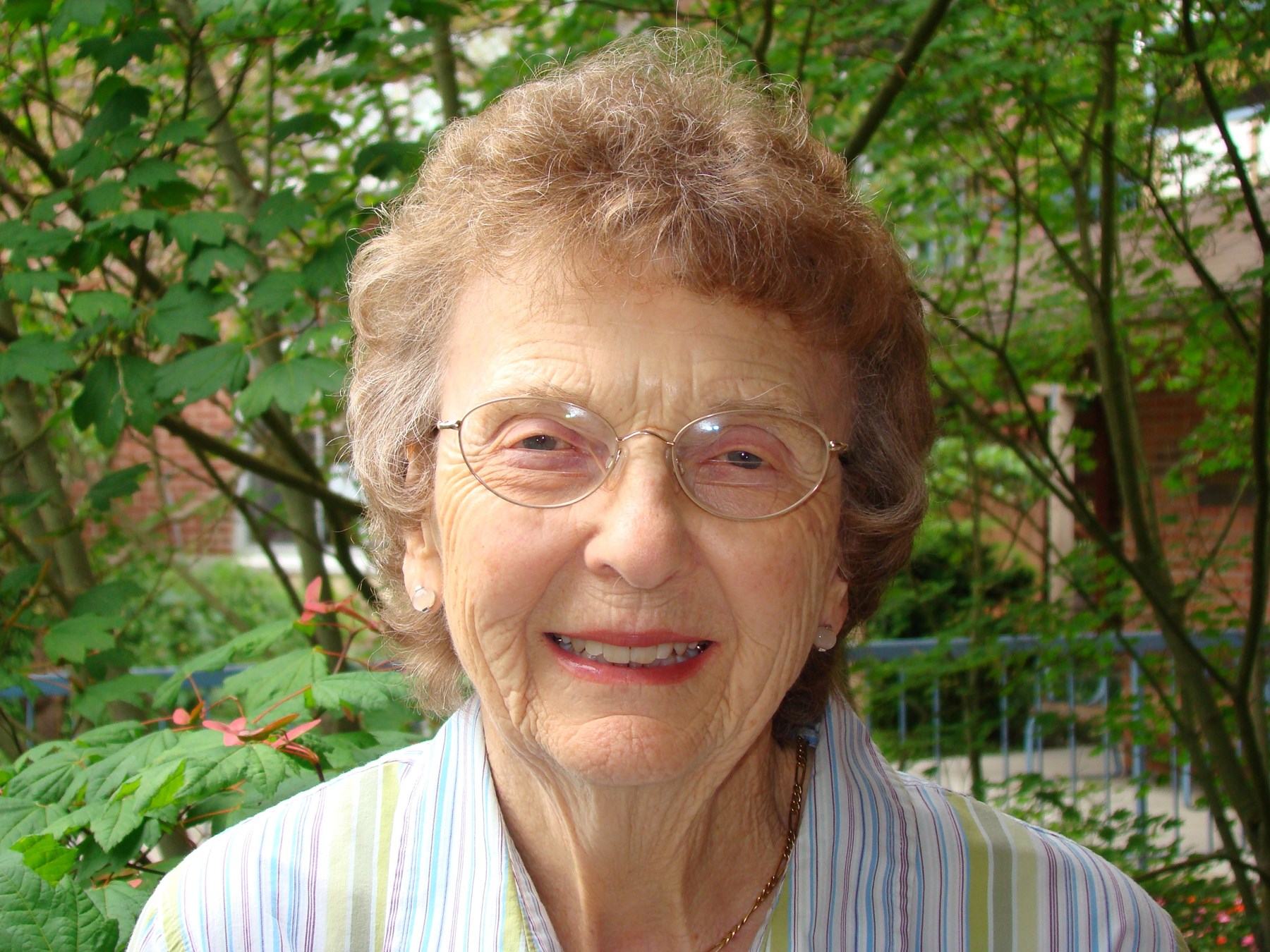 Obituario de Frances L True